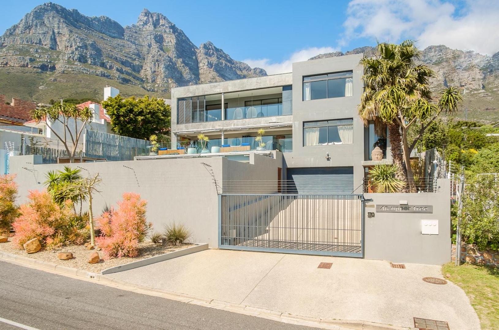 Lookout Camps Bay Holiday home